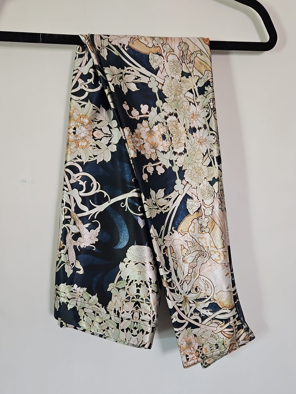 ​BlackMilk Alphonse Mucha Kaleidoscope Leggings Art Nouveau Medium Black Milk - Picture 6 of 6